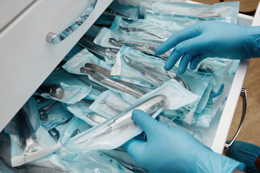 3 passos cruciais na limpeza, desinfecção e esterilização de instrumentais